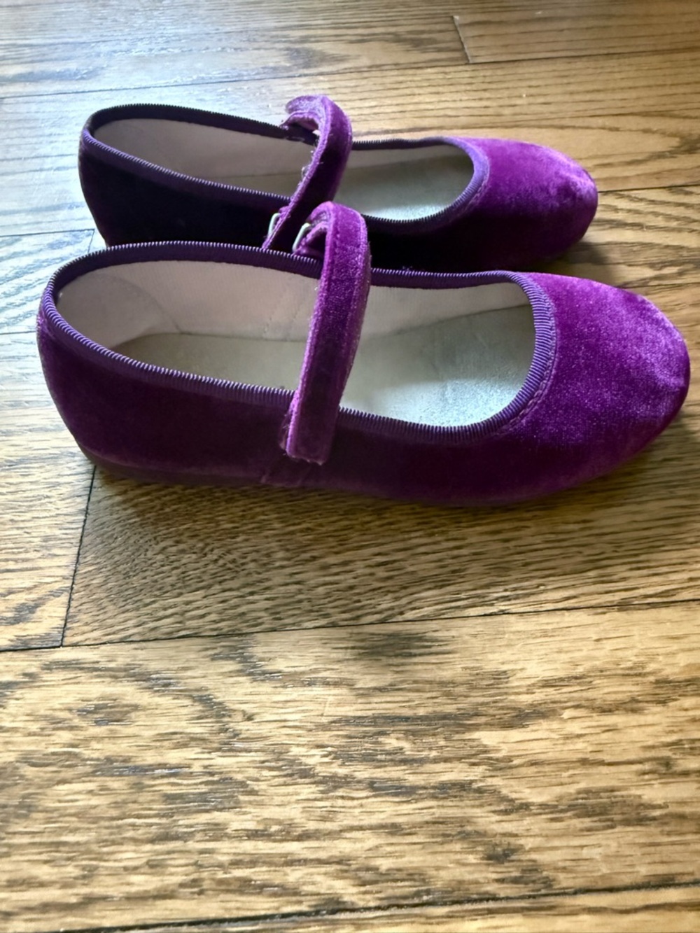 Childrenchic Purple Velvet Mary Jane Shoes EU 28 US 11 Girls - Picture 2 of 6